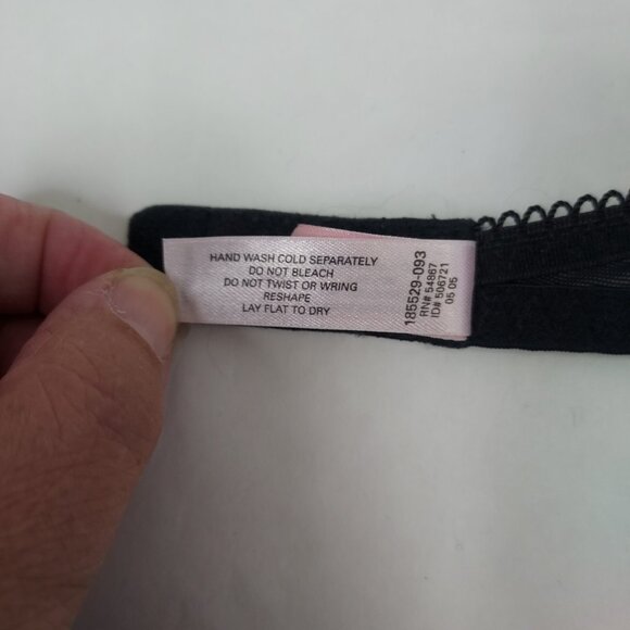 Victoria Secret Bra 36C Very Sexy Lined Demi Sequins Satin Stripe Black Padded - Picture 10 of 11